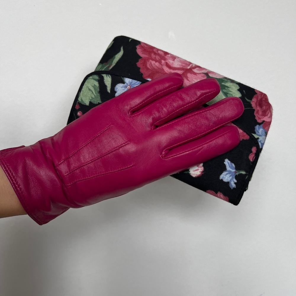 Elegant Pink Leather Gloves